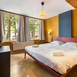 Bed and breakfast Lake Suites, Brujas